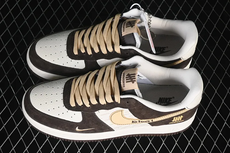 All categories Nk Air Force 1 Air Force series Nk Air Force 1 Low Air Force low top Nike Air Force 1'07 Low joint brown white gold Air Force 1 low top casual sneakers KD1688-001